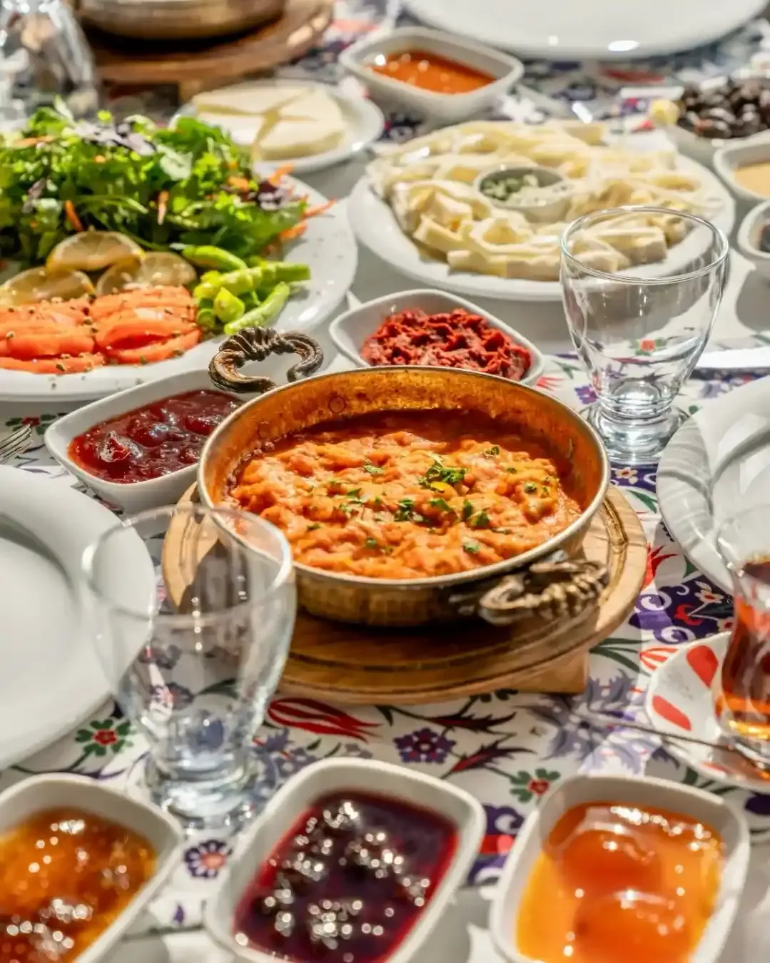 Serpme köy kahvaltısı